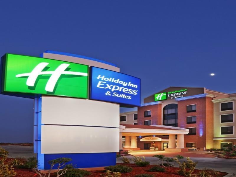 Holiday Inn Express And Suites Houston North - Iah Area By Ihg Екстер'єр фото