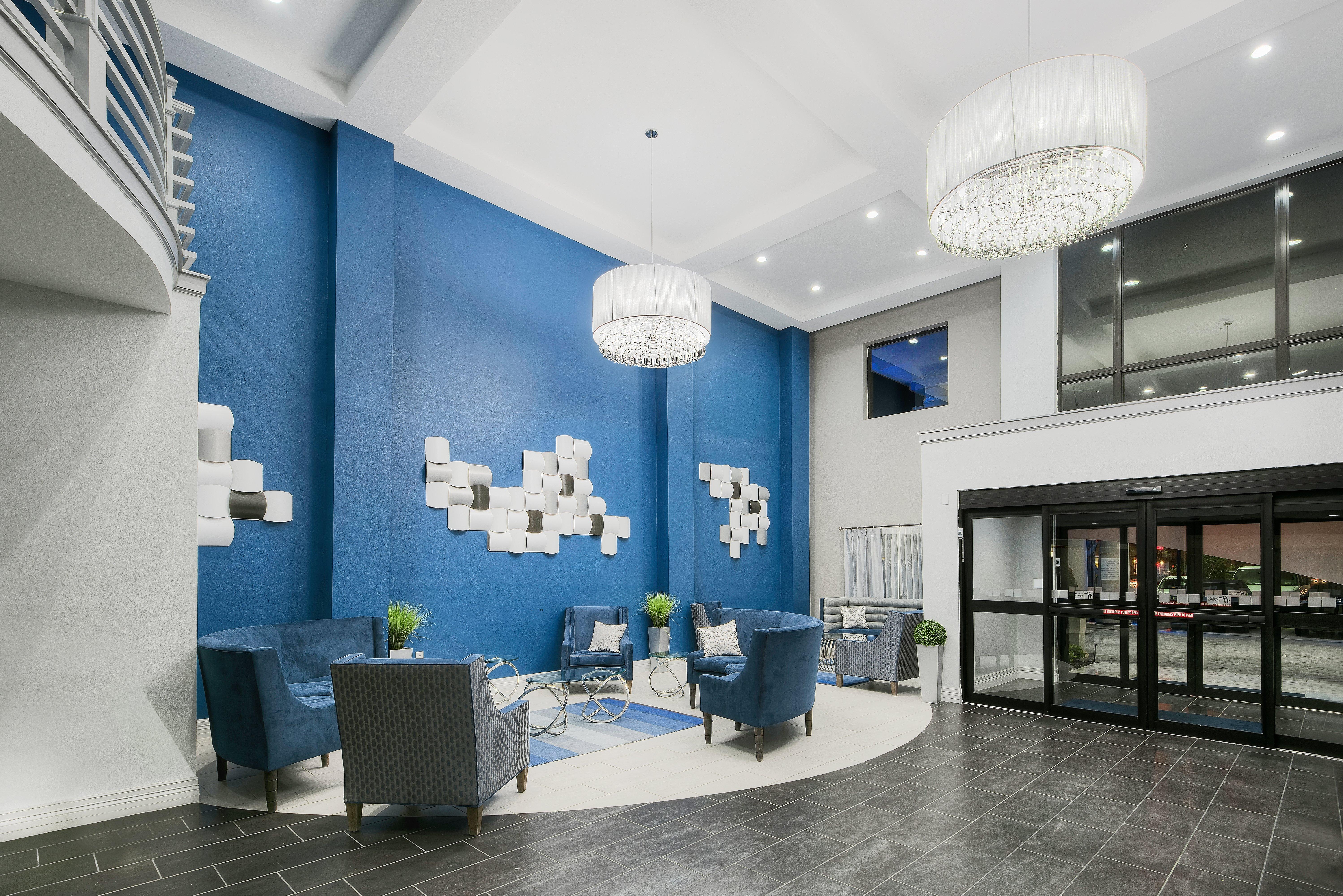 Holiday Inn Express And Suites Houston North - Iah Area By Ihg Екстер'єр фото