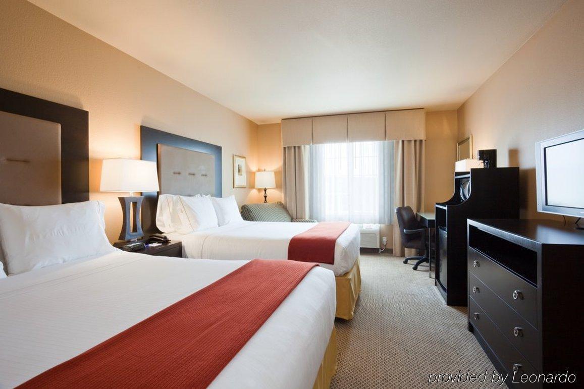 Holiday Inn Express And Suites Houston North - Iah Area By Ihg Екстер'єр фото